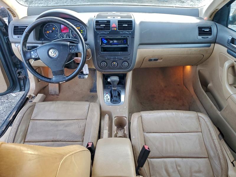 Photo 8 from auction – 2006 VOLKSWAGEN JETTA 2.5 with VIN 3VWDF81K76M634794