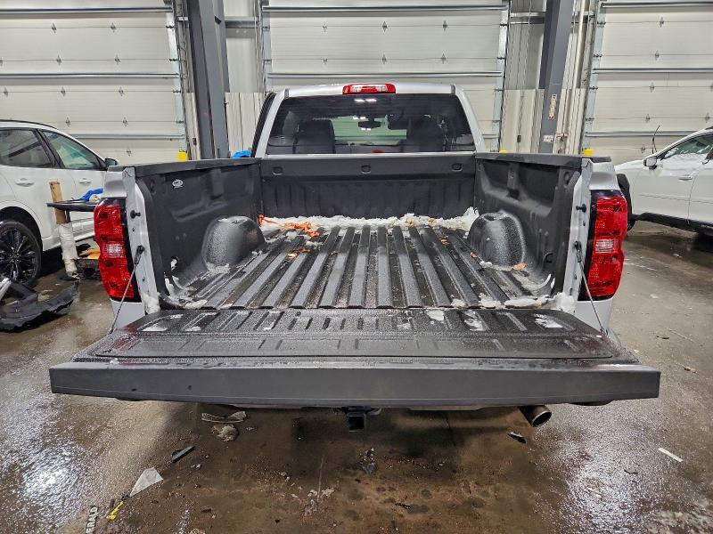 Photo 6 from auction – 2017 CHEVROLET SILVERADO with VIN 1GCVKREC2HZ390422