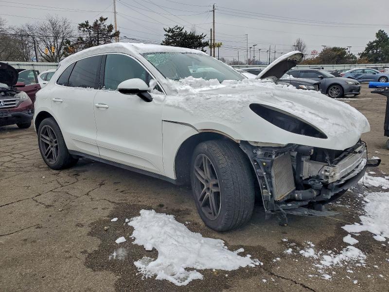 Photo 4 from auction – 2021 PORSCHE MACAN S with VIN WP1AB2A54MLB30869
