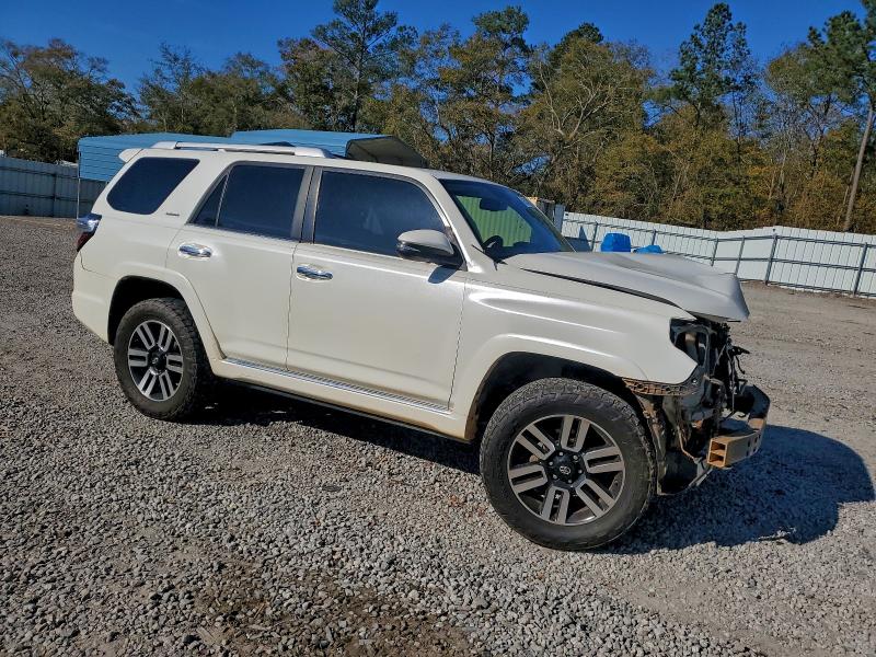 Photo 4 from auction – 2014 TOYOTA 4RUNNER SR with VIN JTEBU5JR5E5181044