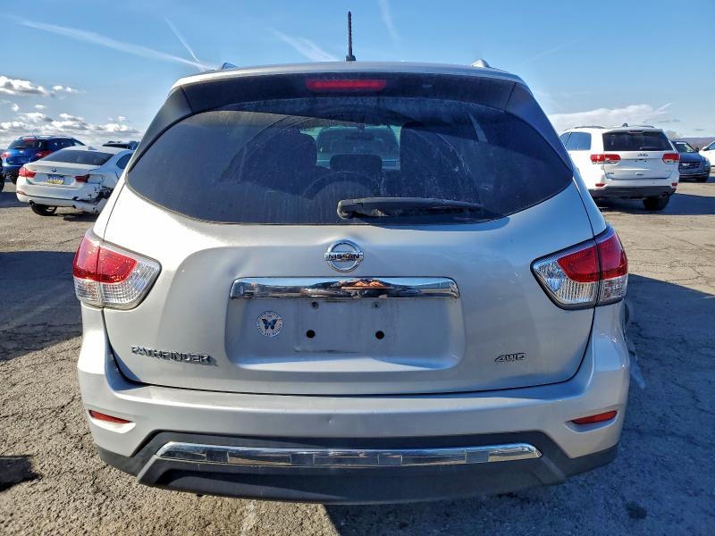 Photo 6 from auction – 2016 NISSAN PATHFINDER with VIN 5N1AR2MM5GC616753