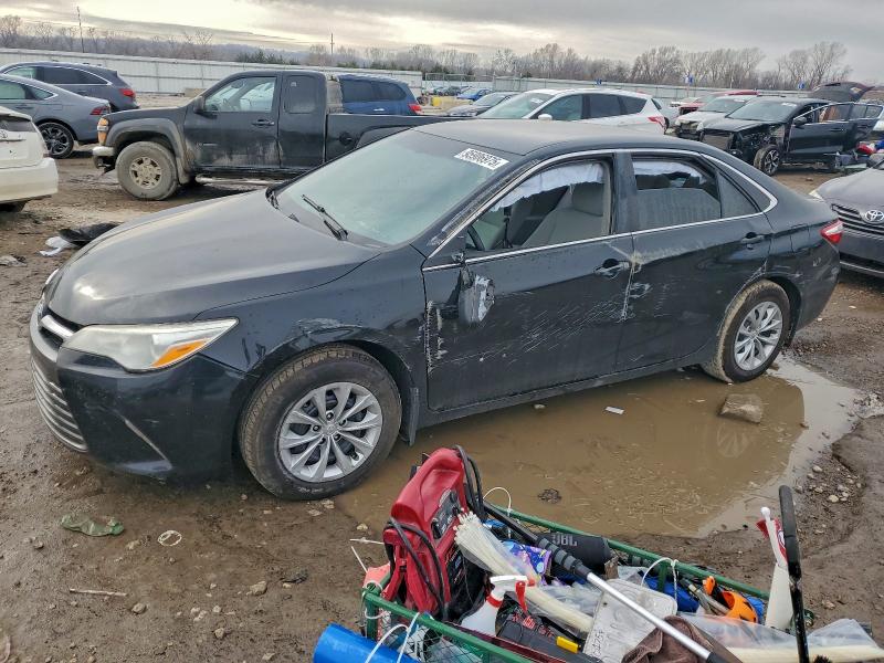 TOYOTA CAMRY 2017 with VIN 4T1BF1FK8HU640284 - Photo from auction