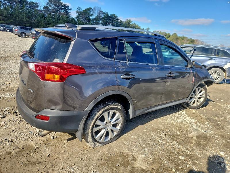 Photo 3 from auction – 2015 TOYOTA RAV4 LIMIT with VIN 2T3YFREV0FW160281