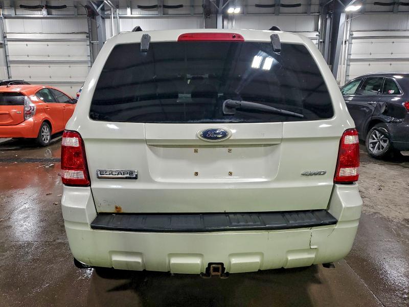 Photo 6 from auction – 2009 FORD ESCAPE XLT with VIN 1FMCU93G49KB70759