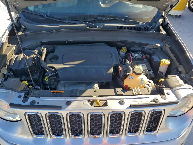 Photo 11 from auction – 2015 JEEP RENEGADE L with VIN ZACCJADT7FPC03779
