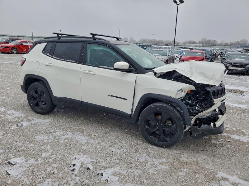 Photo 4 from auction – 2021 JEEP COMPASS LATITUDE with VIN 3C4NJDBB3MT547636