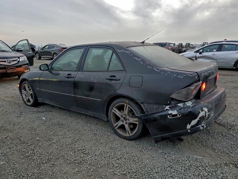 Photo 2 from auction – 2001 LEXUS IS with VIN JTHBD182510013495