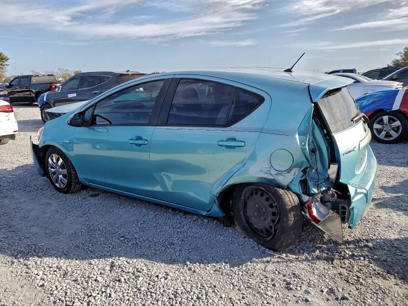 Photo 2 from auction – 2013 TOYOTA PRIUS C with VIN JTDKDTB36D1052979