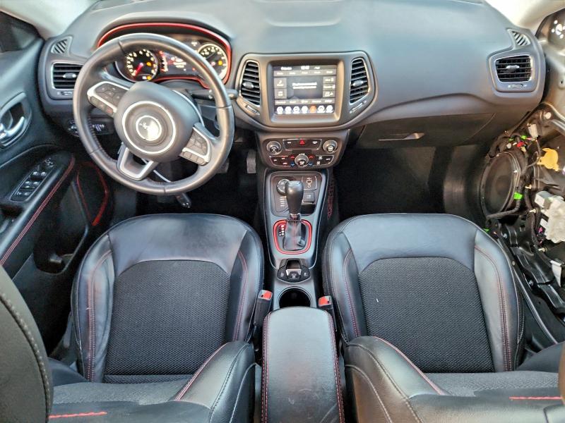 Photo 8 from auction – 2019 JEEP COMPASS TR with VIN 3C4NJDDB8KT702837