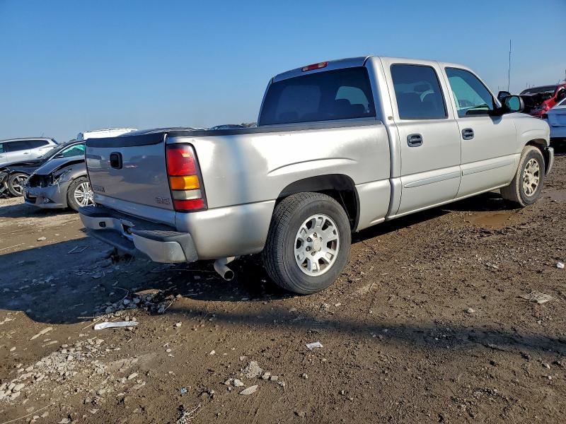 Photo 3 from auction – 2005 GMC NEW SIERRA with VIN 2GTEC13T951377771