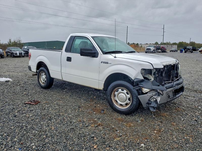 Photo 4 from auction – 2014 FORD F150 with VIN 1FTMF1CM6EKE24962