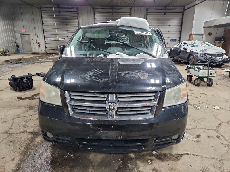 Photo 5 from auction – 2010 DODGE GRAND CARA with VIN 2D4RN5DX4AR124537