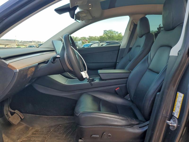 Фото 7 с аукциона – 2021 TESLA MODEL Y с VIN 5YJYGDEE6MF076680