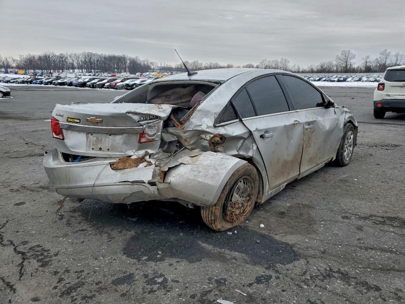 Photo 3 from auction – 2012 CHEVROLET CRUZE LS with VIN 1G1PD5SH5C7155327