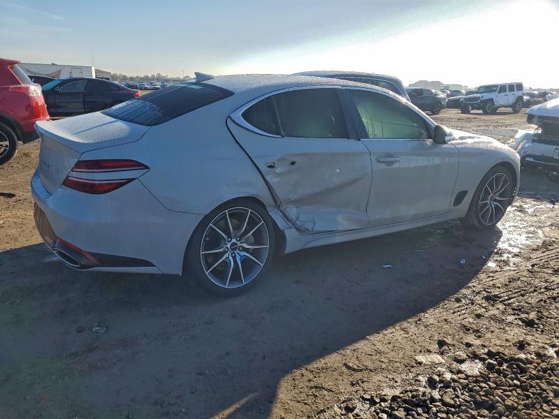 Foto 3 de la subasta – 2024 GENESIS G70 BASE con VIN KMTG34SC4RU136255