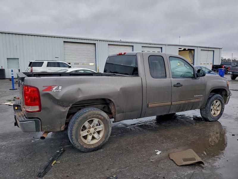 Photo 3 from auction – 2012 GMC SIERRA K15 with VIN 1GTR2VE71CZ349494