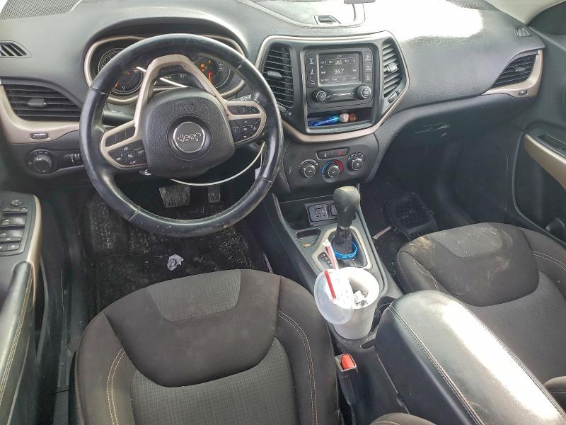 Photo 8 from auction – 2017 JEEP CHEROKEE with VIN 1C4PJLAB7HW577260