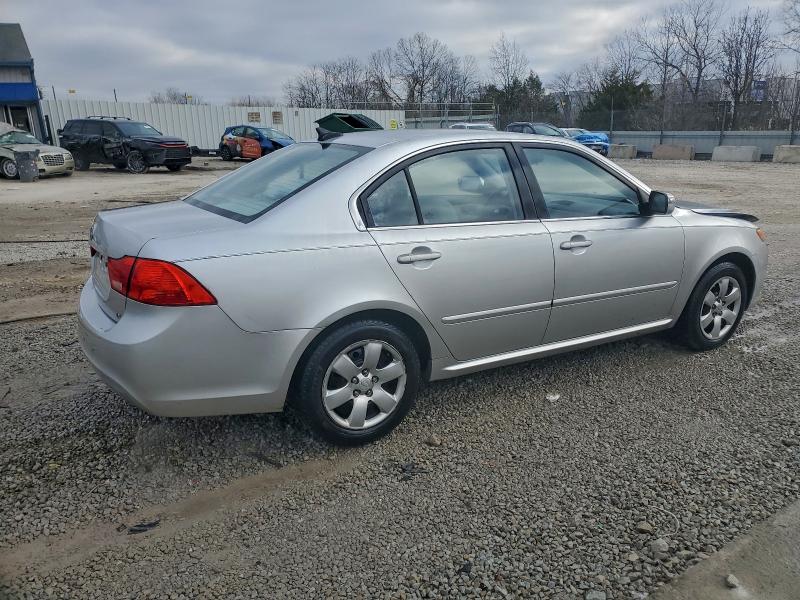 Photo 3 from auction – 2009 KIA OPTIMA LX with VIN KNAGE228395354400