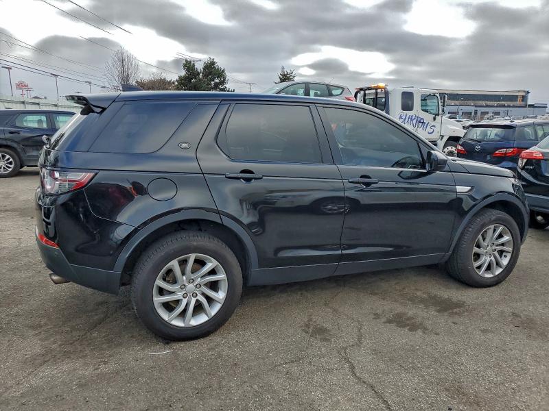 Photo 3 from auction – 2018 LAND ROVER DISCOVERY with VIN SALCR2RX3JH728129