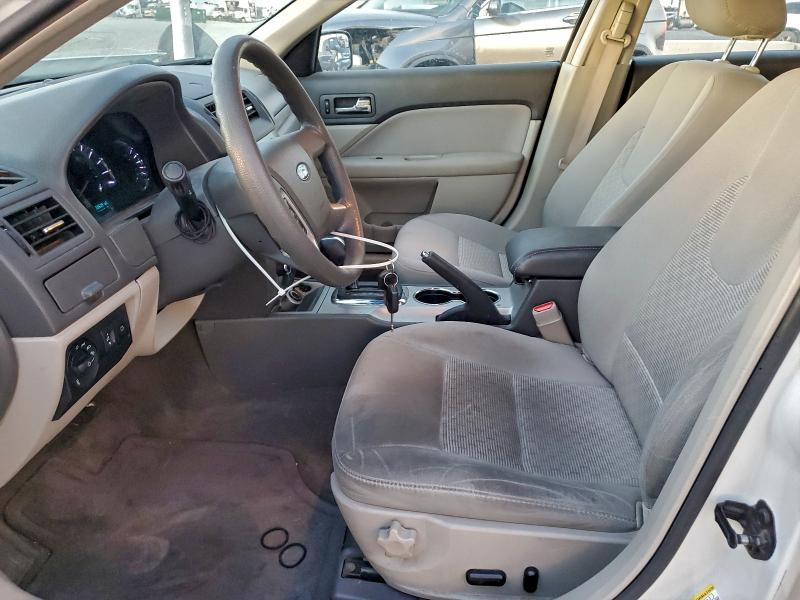 Photo 7 from auction – 2011 FORD FUSION SE with VIN 3FAHP0HA2BR268939