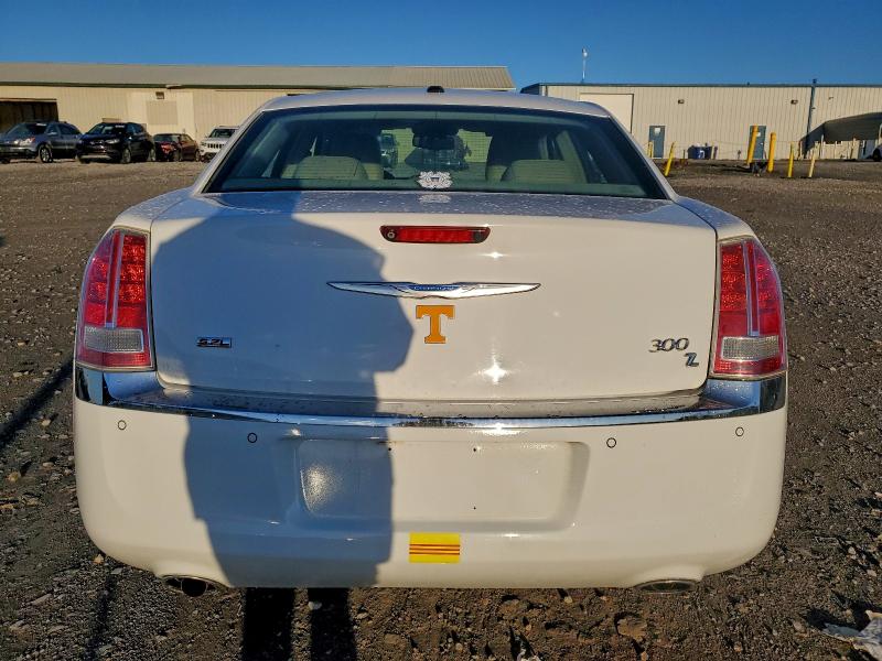 Photo 6 from auction – 2014 CHRYSLER 300C with VIN 2C3CCAETXEH119484