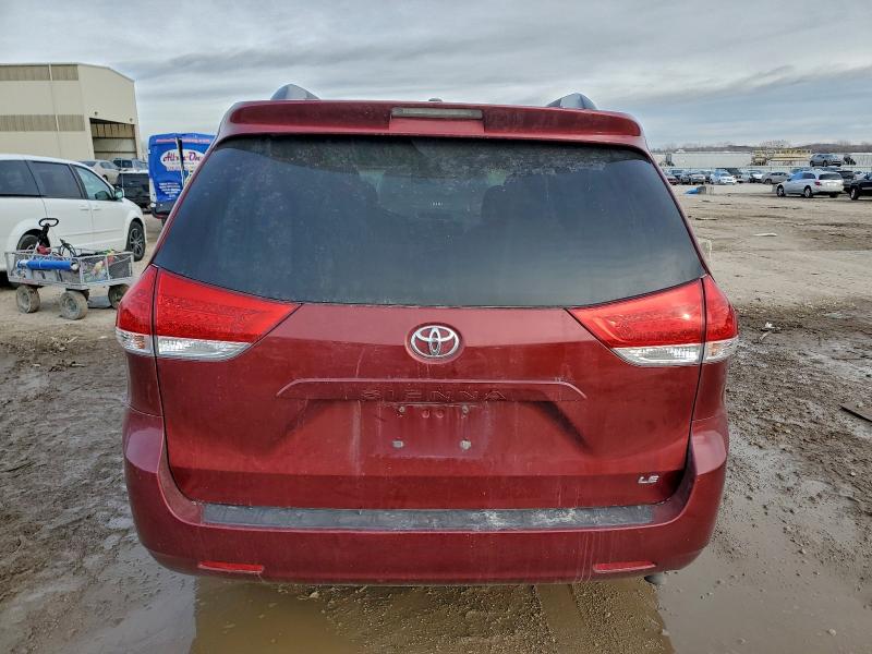 Photo 6 from auction – 2012 TOYOTA SIENNA LE with VIN 5TDKK3DC6CS277293