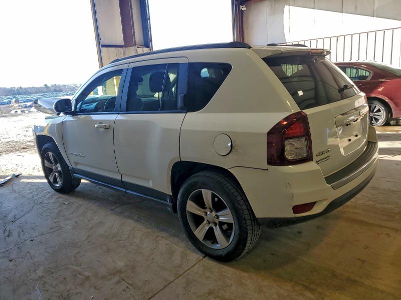 Photo 2 from auction – 2017 JEEP COMPASS LA with VIN 1C4NJDEB5HD112351