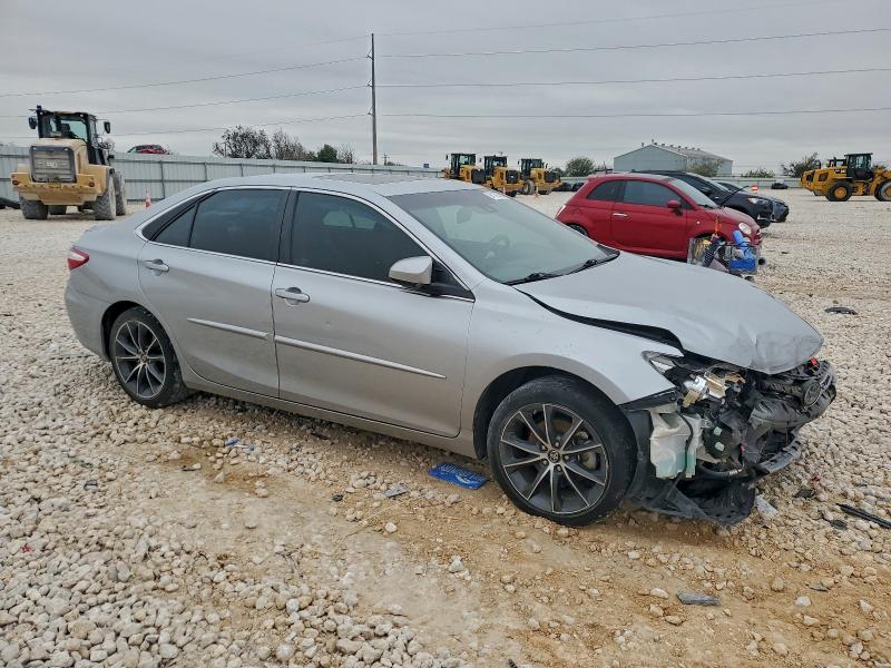 Photo 4 from auction – 2017 TOYOTA CAMRY LE with VIN 4T1BF1FK3HU713643
