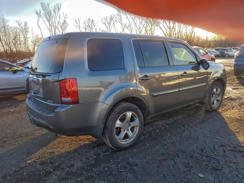 Photo 3 from auction – 2013 HONDA PILOT EX with VIN 5FNYF4H45DB053025