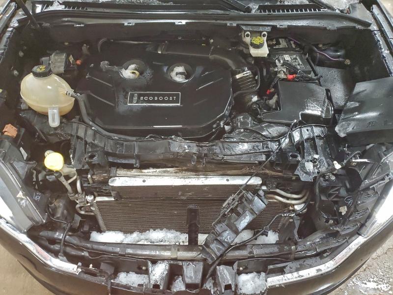 Photo 12 from auction – 2017 LINCOLN MKC SELECT with VIN 5LMCJ2D92HUL34672