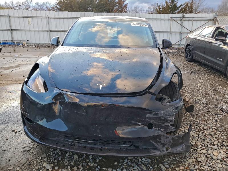 Photo 5 from auction – 2025 TESLA MODEL Y with VIN 7SAYGDEE3SA366243