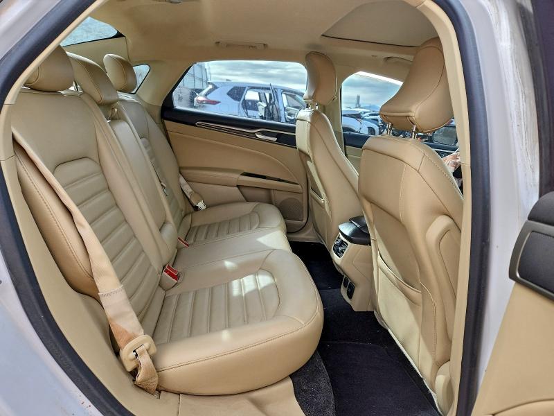 Photo 10 from auction – 2016 FORD FUSION SE with VIN 3FA6P0LU8GR193745