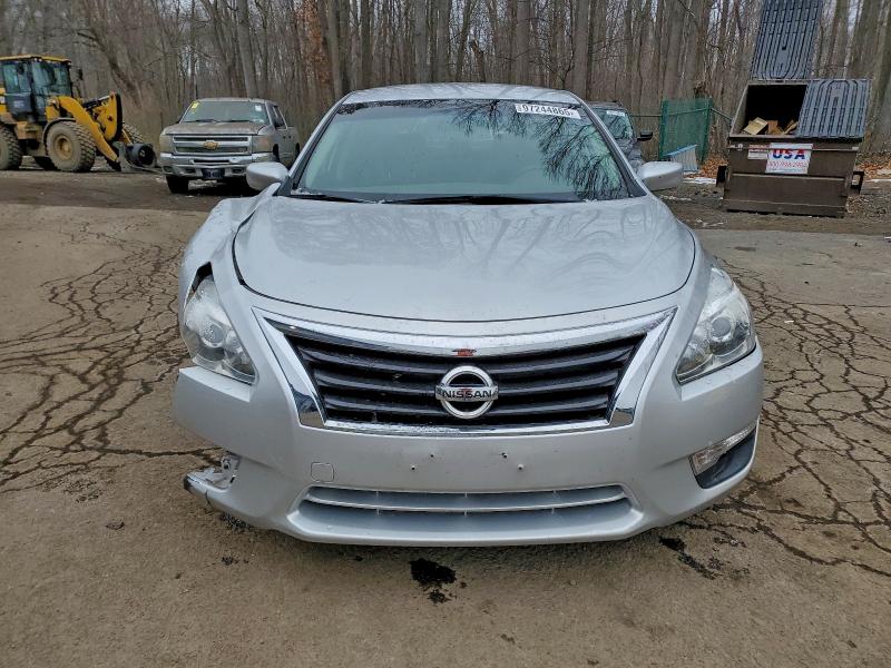 Photo 5 from auction – 2015 NISSAN ALTIMA 2.5 with VIN 1N4AL3AP4FC117487