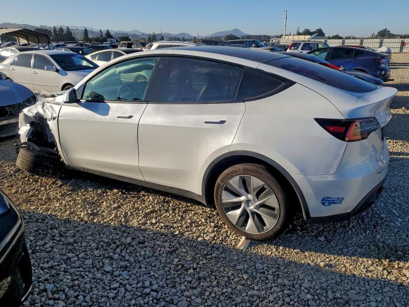 Photo 2 from auction – 2021 TESLA MODEL Y with VIN 5YJYGDEE8MF083906