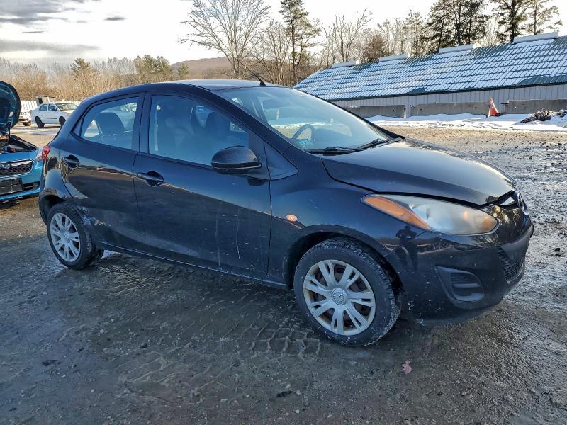 Photo 4 from auction – 2013 MAZDA MAZDA2 with VIN JM1DE1KZ3D0165650
