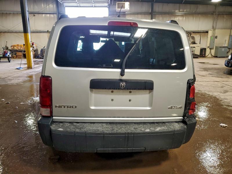 Photo 6 from auction – 2007 DODGE NITRO SXT with VIN 1D8GU28KX7W570181