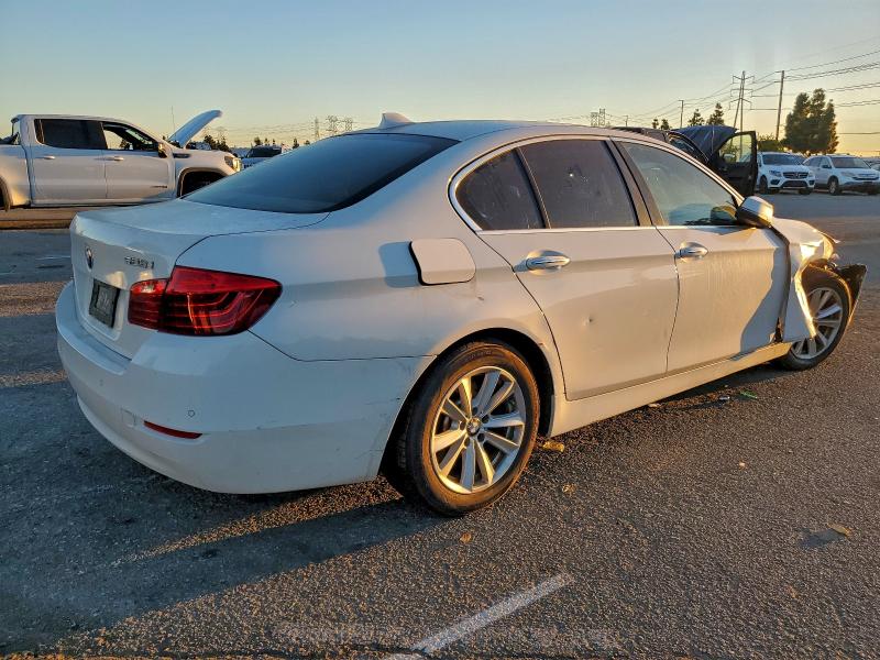 صورة رقم 3 من المزاد - 2016 BMW 528 I مع VIN WBA5A5C51GG352378