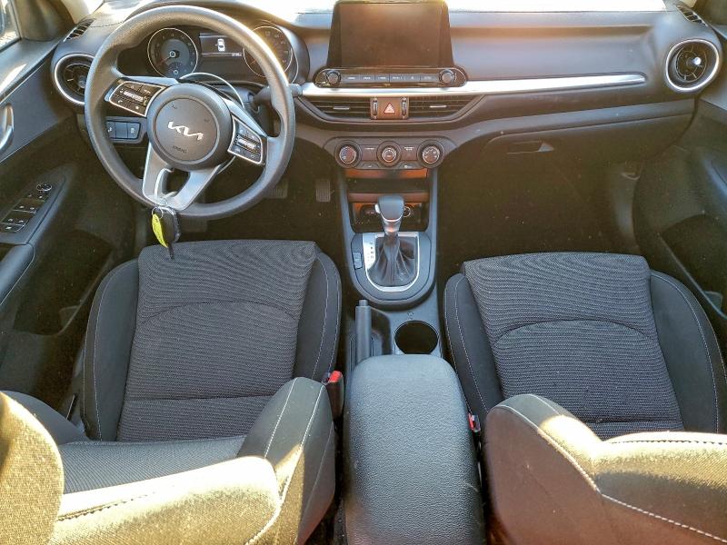 Photo 8 from auction – 2023 KIA FORTE with VIN 3KPF24AD0PE516003