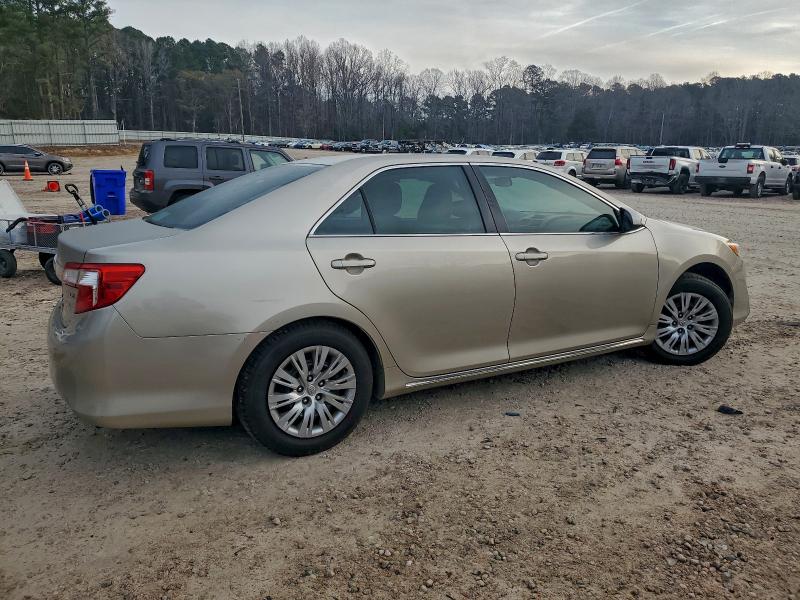 Photo 3 from auction – 2014 TOYOTA CAMRY L with VIN 4T1BF1FK6EU341839