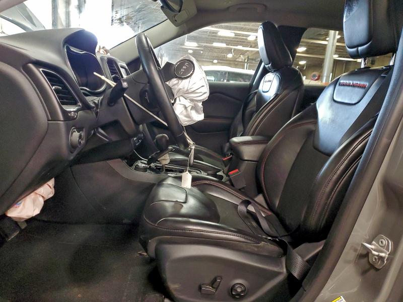 Photo 7 from auction – 2019 JEEP CHEROKEE T with VIN 1C4PJMBX0KD399534