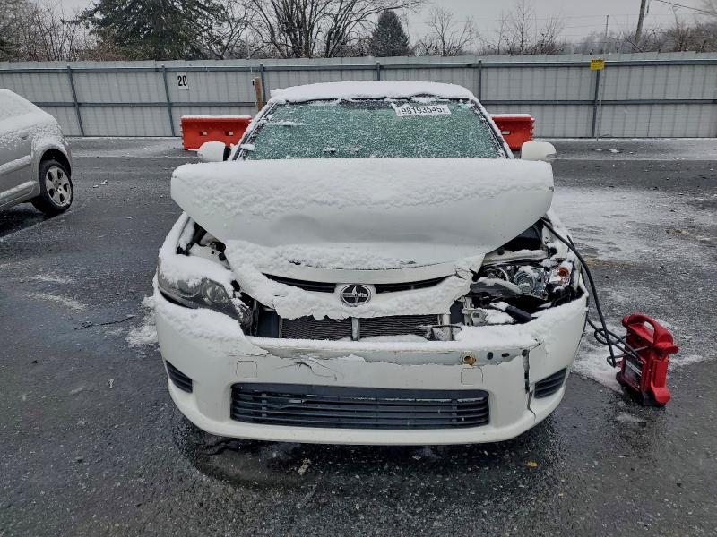 Photo 5 from auction – 2012 TOYOTA SCION TC with VIN JTKJF5C77C3026034
