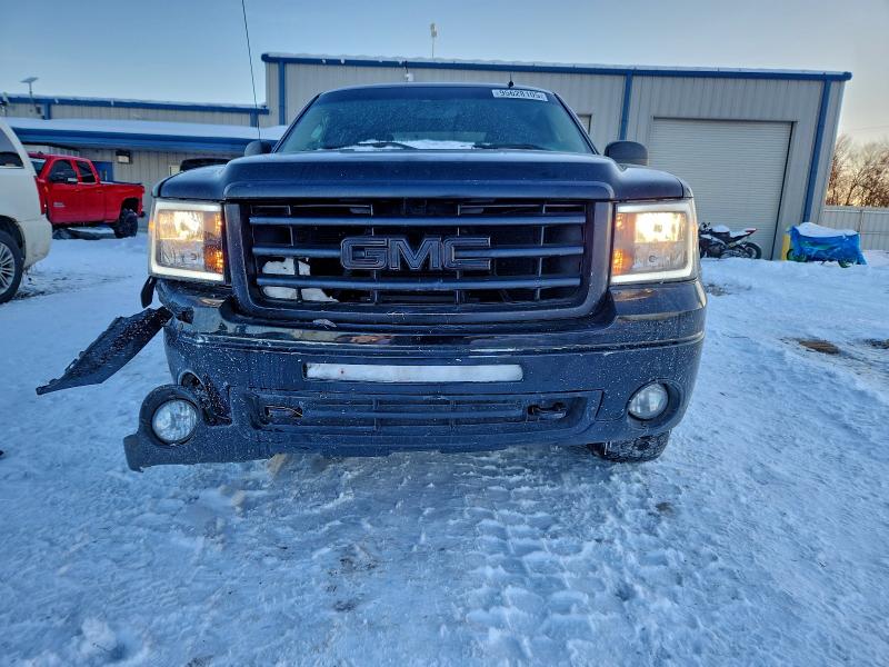 Photo 5 from auction – 2011 GMC SIERRA K15 with VIN 1GTR2VE35BZ109571