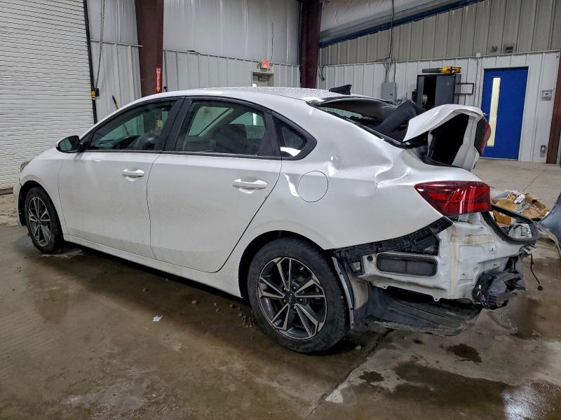 Photo 2 from auction – 2022 KIA FORTE FE with VIN 3KPF24AD3NE439267
