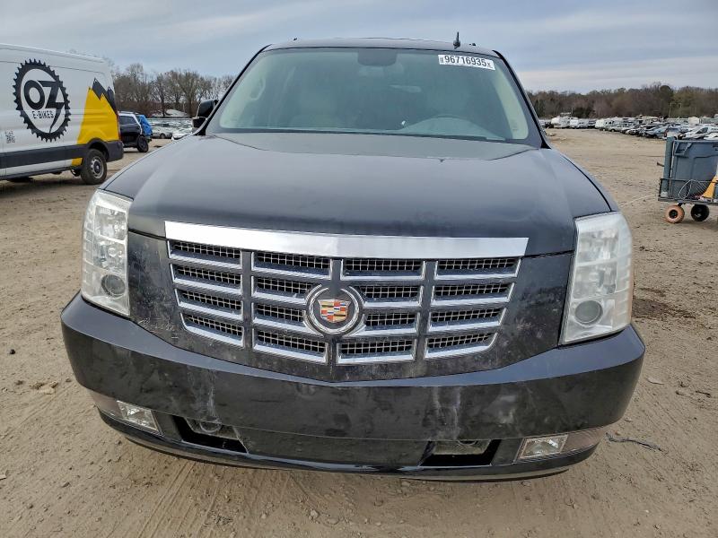 Photo 5 from auction – 2014 CADILLAC ESCALADE E with VIN 1GYS3HEF3ER183418