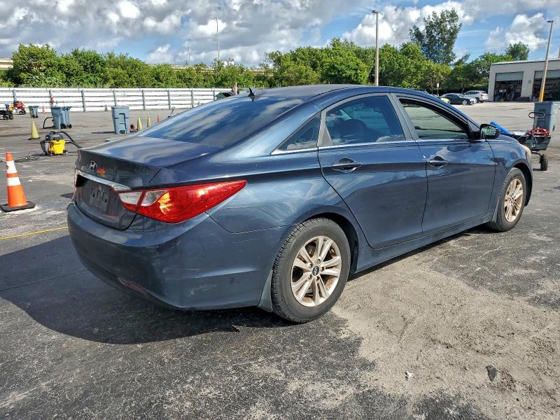 Photo 3 from auction – 2013 HYUNDAI SONATA GLS with VIN 5NPEB4AC3DH762196