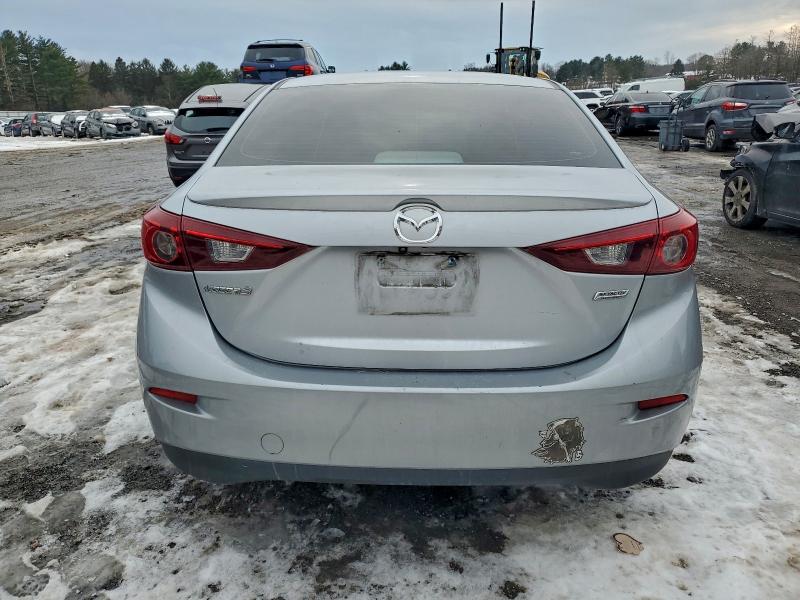 Photo 6 from auction – 2018 MAZDA 3 TOURING with VIN 3MZBN1V33JM207335