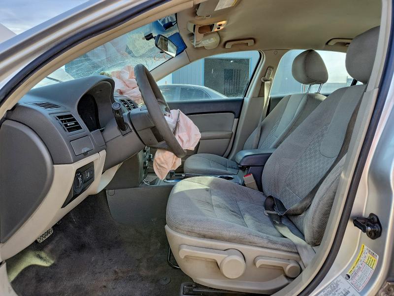 Photo 7 from auction – 2011 FORD FUSION S with VIN 3FAHP0GA7BR337142
