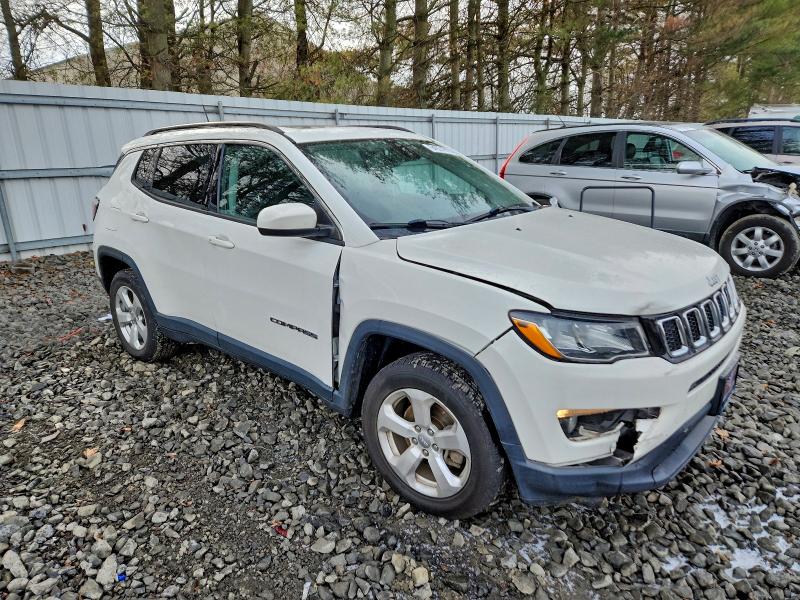 Photo 4 from auction – 2019 JEEP COMPASS with VIN 3C4NJDBB5KT683733
