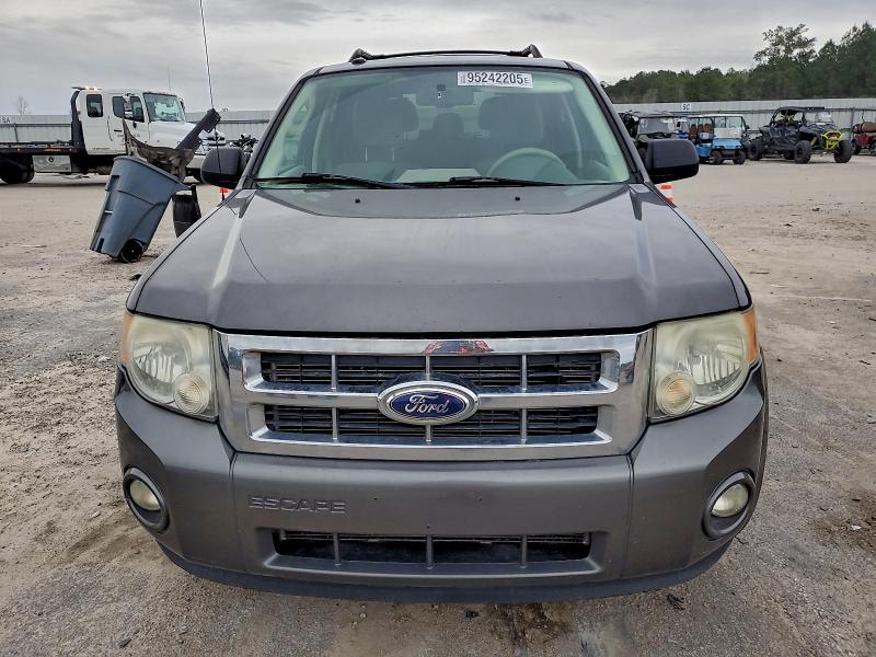 صورة رقم 5 من المزاد - 2011 FORD ESCAPE XLT مع VIN 1FMCU9DG2BKA20010