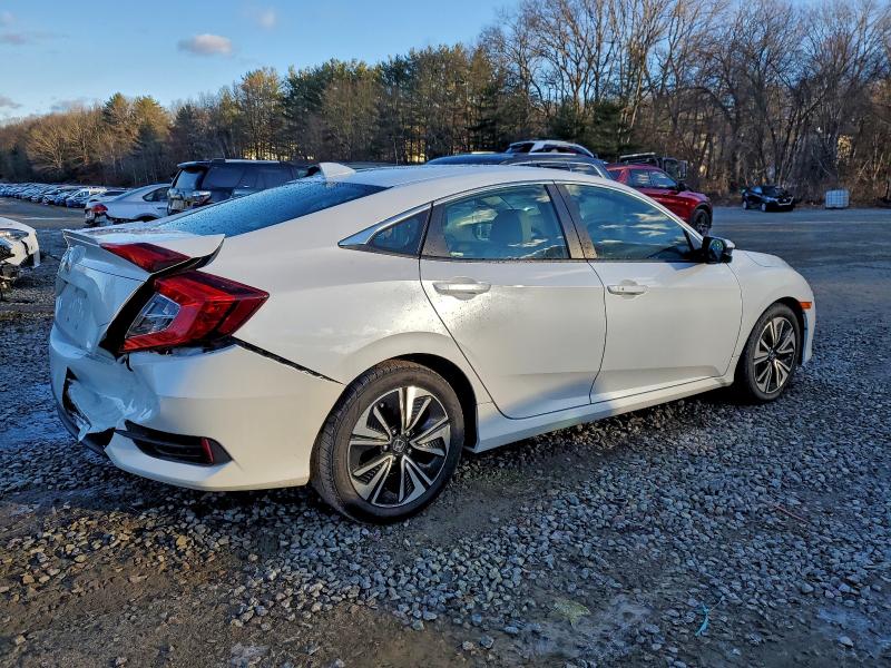 Photo 3 from auction – 2016 HONDA CIVIC EXL with VIN 19XFC1F77GE219308